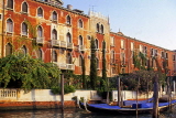 Italy, VENICE, Venetian architecture, canalside buildings, ITL1808JPL