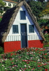 MADEIRA, Funchal Botanical Gardens, traditional house (Palheiro) of Santana MAD1043JPL