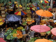 MADEIRA, Funchal Market, fruit and vegetable stalls under parasols, MAD1124JPL