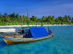 MALDIVE ISLANDS, Velassaru Island island and Dhonis (fishing boats), MAL509JPL