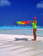 MALDIVE ISLANDS, tourist with beach wrap, on beach, MAL126JPL