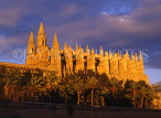 MALLORCA, Palma, La Seu Cathedral, late afternoon light, MAL298JPL