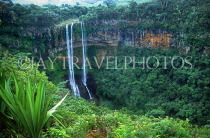 MAURITIUS, Chamarel Water Falls, MRU319JPL