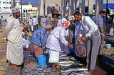 OMAN, Muscat, Al Muttrah fish market scene, OMA71JPL