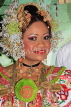 PANAMA, woman dressed in traditional La Pollera dress, PAN98JPL