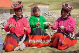 PERU, Chupani, Andean Mountains, traditional weaving, women spinning yarn, PER45JPL
