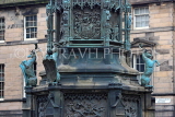 SCOTLAND, Edinburgh, Duke of Buccleuch memorial, Deer sculptures, High St, SCO1016JPL