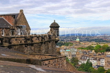 SCOTLAND, Edinburgh, Edinburgh Castle, and city view, SCO1160JPL
