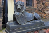 SCOTLAND, Edinburgh, Edinburgh Castle, statue of lion with shield, SCO1128JPL