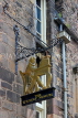 SCOTLAND, Edinburgh, Lawnmarket, Lady Stair's Close, Scottish Writers Museum sign, SCO1037JPL