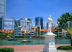 SINGAPORE, North Boat Quay, Raffles statue, by Singapore River, SIN604JPL
