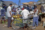 SRI LANKA, Colombo, Wellawathe, market scene, SLK1866JPL