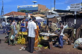 SRI LANKA, Colombo, Wellawathe, market scene, SLK203JPL