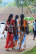 SRI LANKA, Kandy, Kandy lakeside, women in traditional Kandyan style sari, SLK3941JPL