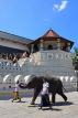 SRI LANKA, Kandy, Temple of the Tooth (Dalada Maligawa), and elephant, SLK2901JPL