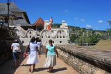SRI LANKA, Kandy, Temple of the Tooth (Dalada Maligawa), complex, and visitors, SLK3073JPL