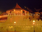 SRI LANKA, Kandy, Temple of the Tooth (Dalada Maligawa), illuminated, SLK1304JPL