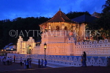 SRI LANKA, Kandy, Temple of the Tooth (Dalada Maligawa), illuminated at night, SLK3440JPL