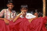 SRI LANKA, Kandy, children posing for picture, SLK107JPL