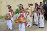 SRI LANKA, Kandy, traditional Kandyan Wedding, drummers welcoming groom, SLK3984JPL