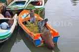 SRI LANKA, Negombo, Dutch Canal, and fishing boats, SLK2613JPL