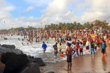 SRI LANKA, Negombo, Negombo Beach Park, Sunday evening crowds enjoying the sea, SLK6246JPL