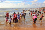 SRI LANKA, Negombo, Negombo Beach Park, Sunday evening crowds enjoying the sea, SLK6261JPL