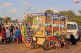 SRI LANKA, Negombo, Negombo Beach Park, mobile snacks stall, SLK6277JPL