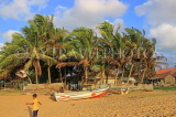 SRI LANKA, Negombo, beach, coconut trees and fishing boats, SLK3585JPL