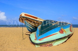 SRI LANKA, Negombo, beach and motor boats, SLK6122JPL