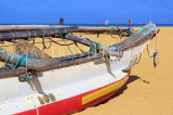 SRI LANKA, Negombo, catamaran (traditional fishing boat) on beach, SLK5999JPL