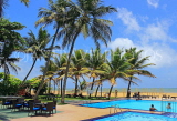SRI LANKA, Negombo, coastal view, with swimming pool and coconut trees, SLK3565JPL