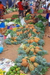 SRI LANKA, Negombo, market, fruit and vegetable market, Pineapples, SLK2692JPL