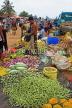 SRI LANKA, Negombo, market scene, fruit and vegetable market, SLK2696JPL
