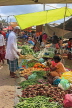 SRI LANKA, Negombo, market scene, fruit and vegetable market, SLK6152JPL