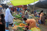 SRI LANKA, Negombo, market scene, fruit and vegetable market, SLK6155JPL