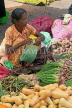 SRI LANKA, Negombo, market scene, fruit and vegetable market, and vendor, SLK6173JPL
