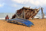 SRI LANKA, Negombo, old man with hut and boat by the sea, SLK6309JPL