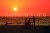 SRI LANKA, Negombo, sea and sunset, people on beach, SLK3608JPL