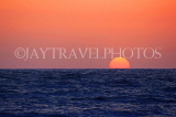 SRI LANKA, Negombo, sea view, and sun setting over horizon, SLK3558JPL