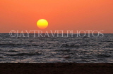 SRI LANKA, Negombo, sea view, and sun setting over horizon, SLK3604JPL