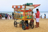 SRI LANKA, Negombo, snacks vendor on beach, SLK2511JPL