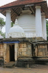 SRI LANKA, Pilimathalawa (nr Kandy), Gadaladeniya Temple, Stupa, SLK4097JPL