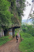 SRI LANKA, Ramboda, old road on route to Nuwara Eliya, SLK4258JPL