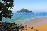 SRI LANKA, south coast, Weligama area, beach and small island, SLK4800JPL