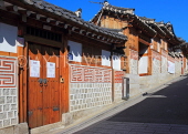 South Korea, SEOUL, Bukchon Hanok Village, traditional houses, architecture, SK943JPL