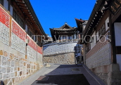South Korea, SEOUL, Bukchon Hanok Village, traditional houses, architecture, SK948JPL