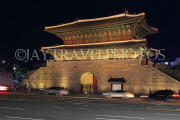 South Korea, SEOUL, Dongdaemun Gate (Heunginjimun), night view, SK543JPL