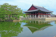 South Korea, SEOUL, Gyeongbokgung Palace, Gyeonghoeru Pavilion, SK359JPL