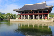 South Korea, SEOUL, Gyeongbokgung Palace, Gyeonghoeru Pavilion, SK364JPL